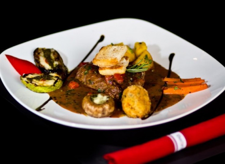 رستوران ایتالیایی لوکس بلینی برای دو نفر