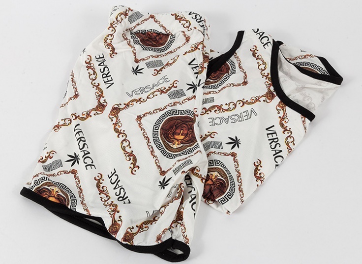 ست تاپ و شورتک طرحدار زنانه