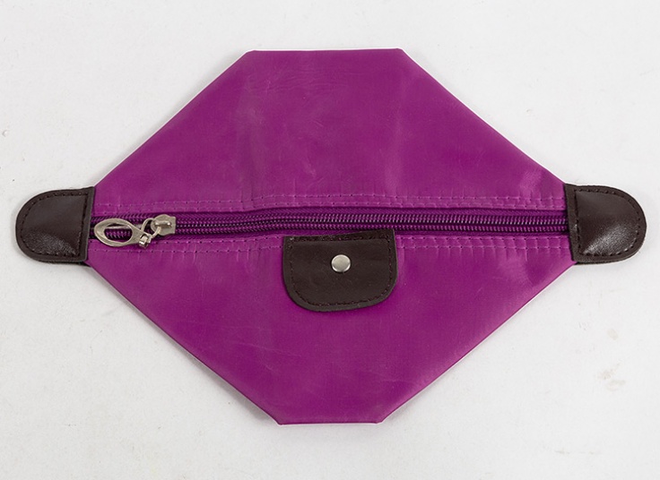 کیف لوازم آرایش برزنتی