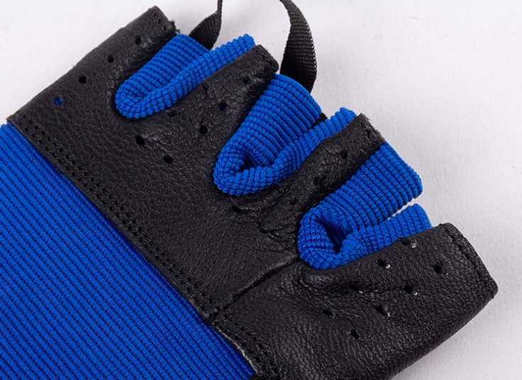 دستکش ورزشی