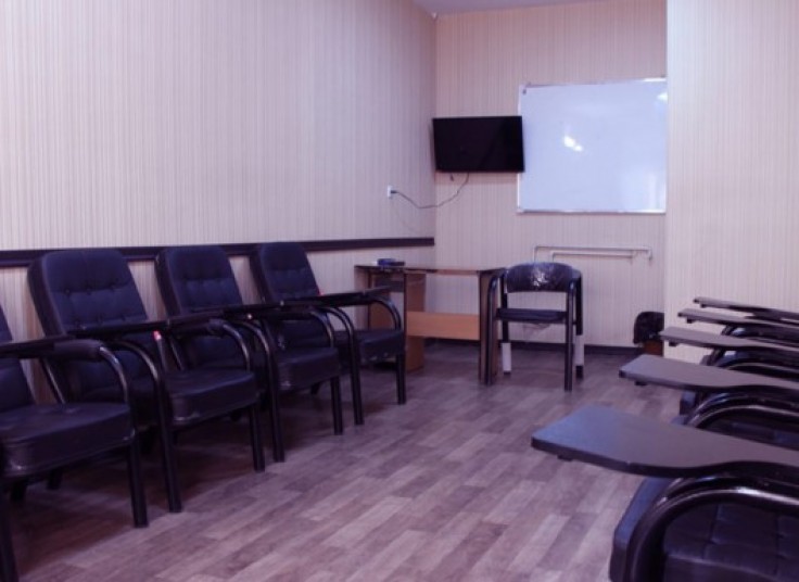 دپارتمان تخصصی زبان انگلیسی گویش نوین