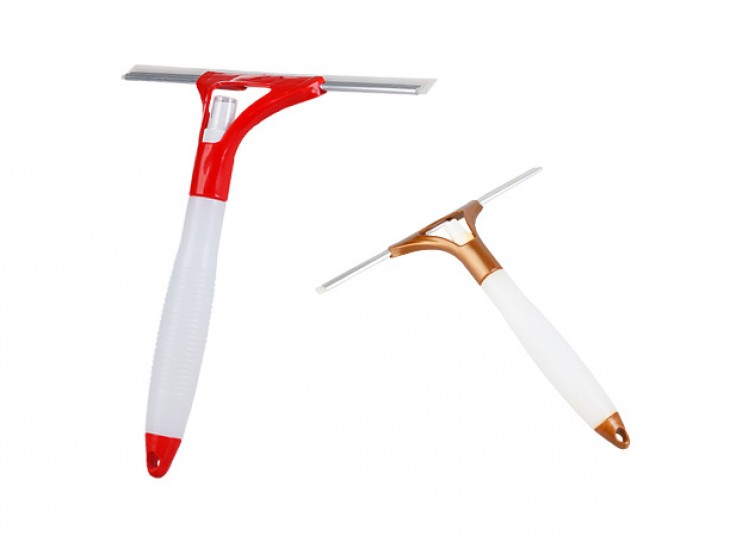 شیشه پاک کن اسپری دار