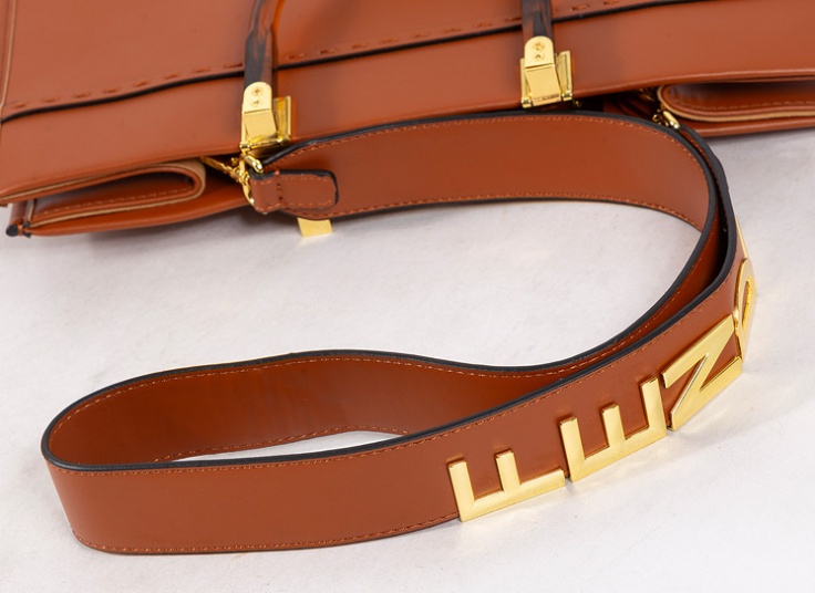 کیف دستی زنانه طرح Fendi