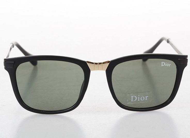 عینک آفتابی طرح Tom Ford