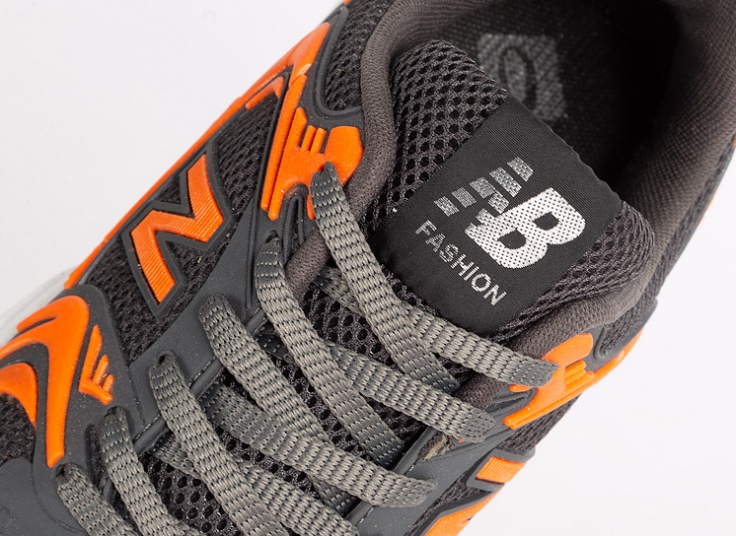 کتانی مردانه طرح New Balance