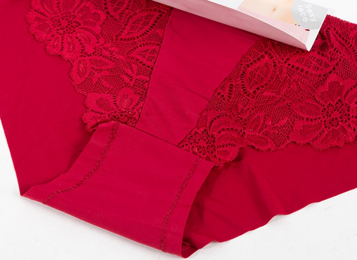 لباس زیر زنانه UO KIN