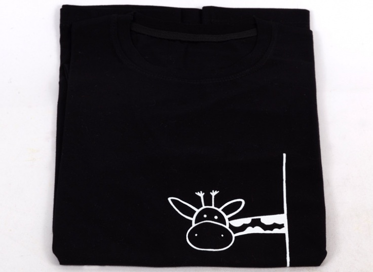 تیشرت زنانه طرح زرافه