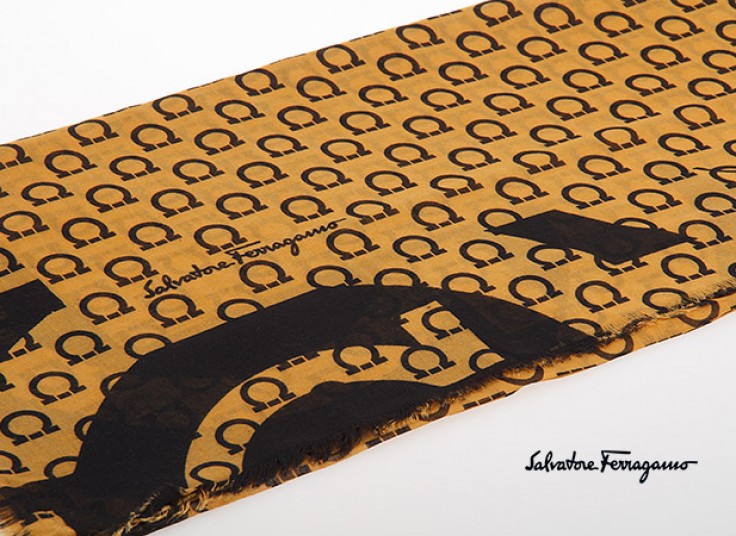 روسری نخی Salvatore Ferragamo