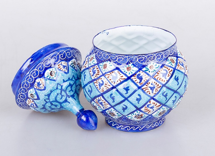 قندان میناکاری