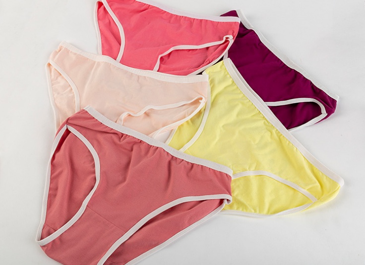 بسته چهار عددی لباس زیر زنانه