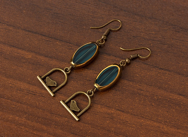 گوشواره برنزی