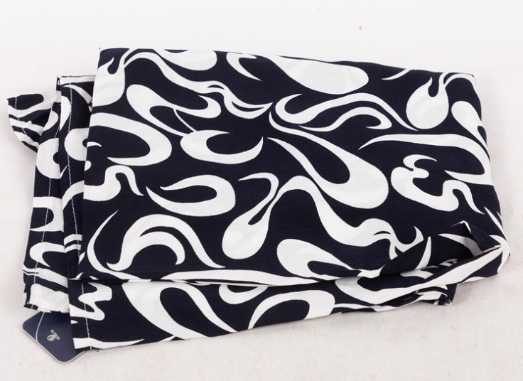 ساحلی زنانه چین دار