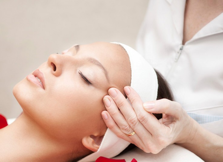 ماساژ آرامش بخش در سالن آیلین