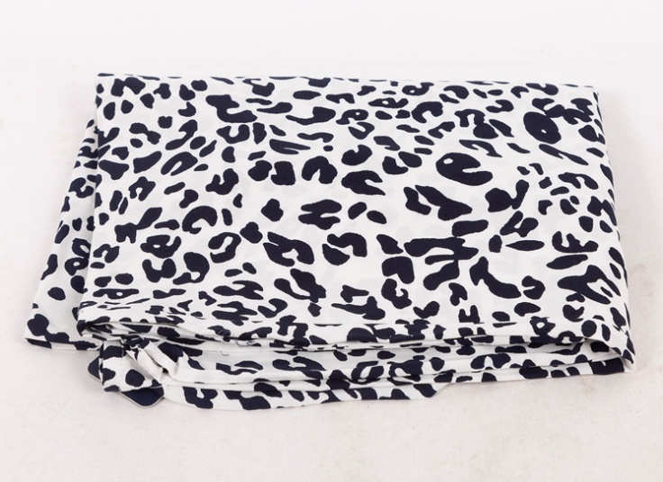 ساحلی زنانه چین دار