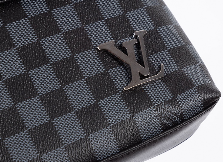 کیف دانشجویی LV