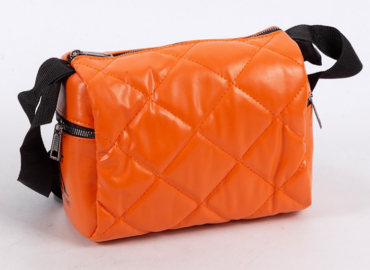 کیف دوشی زنانه طرح CK