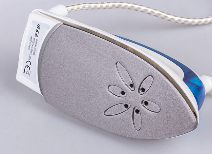 اتو بخار مسافرتی H&F