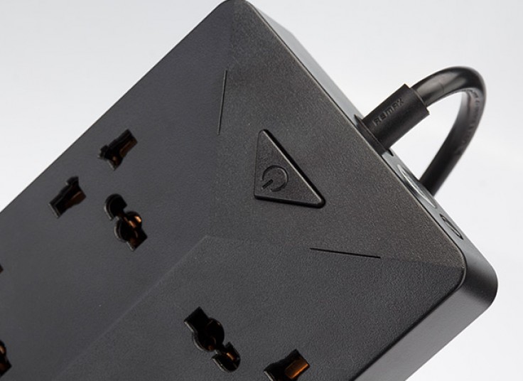 چندراهی برق Remax مدل RU-S4