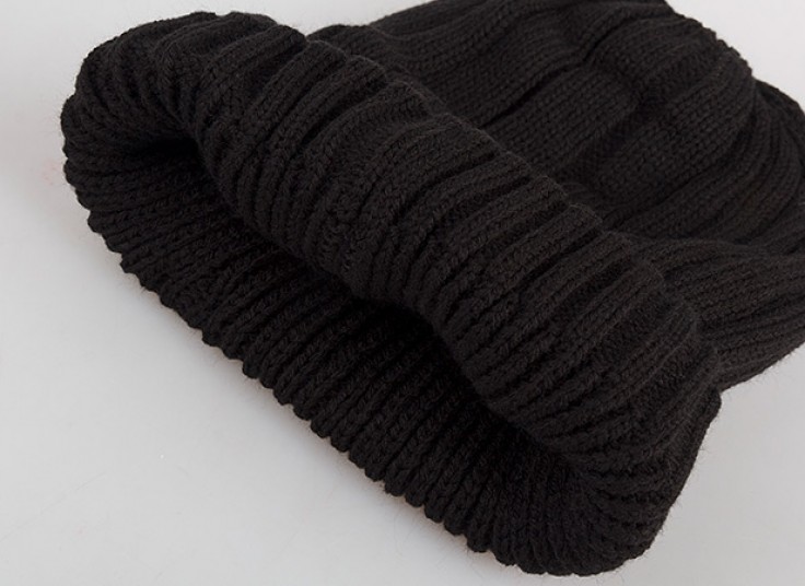 کلاه بافت دو لایه طرح Gucci