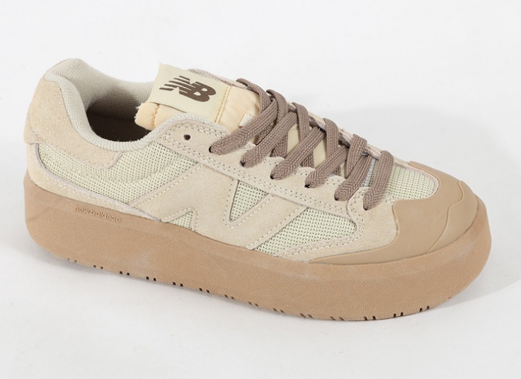 کتانی زنانه New Balance مدل CT302