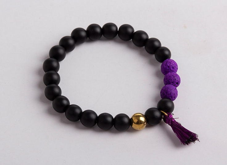 دستبند سنگی آویزدار