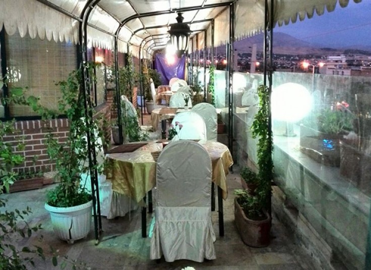 چای و قلیان بام لواسان