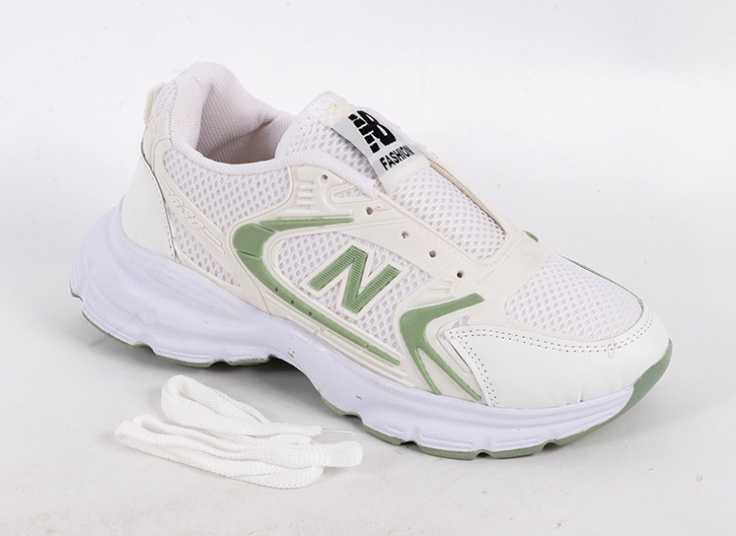 کتانی زنانه طرح New Balance