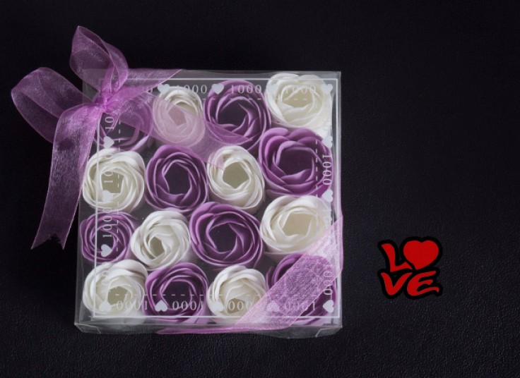 گل صابونی عطر Love