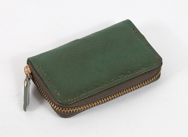 جاکارتی و کیف چرم طبیعی