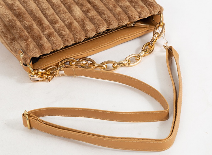 کیف پولیشی زنانه