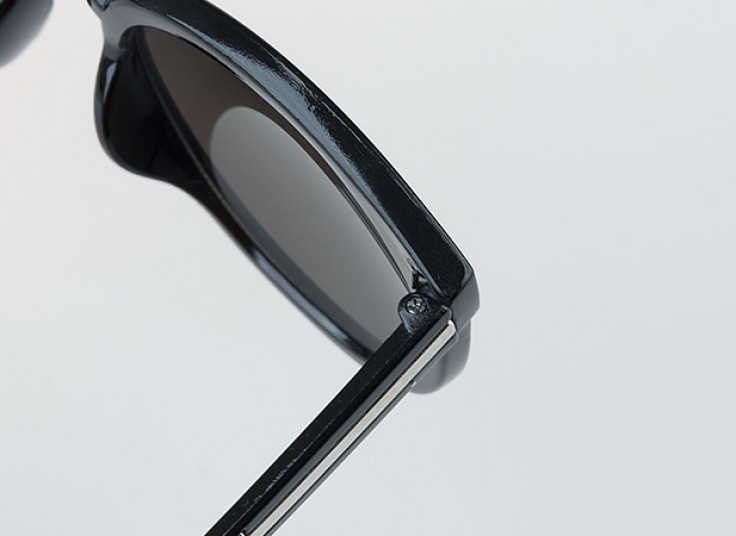 عینک آفتابی طرح Tailoring