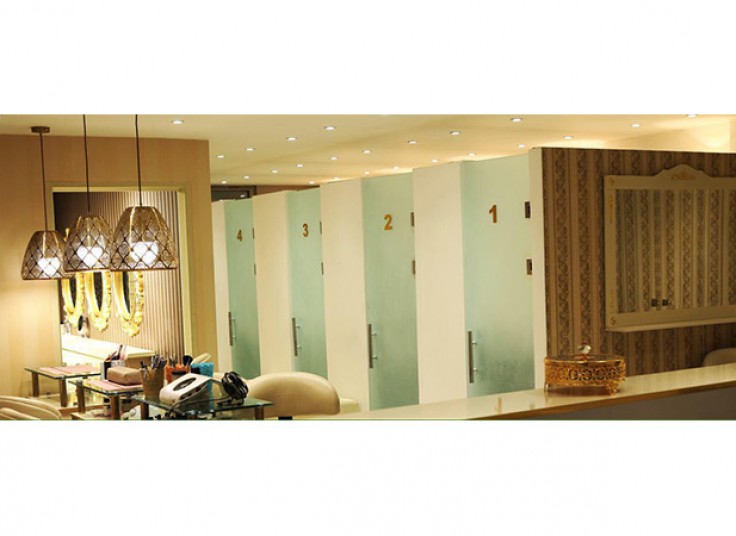 سالن زیبایی گلد