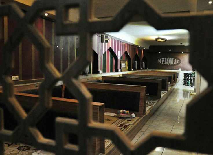 سرویس افطار و شام رستوران سنتی دیپلمات