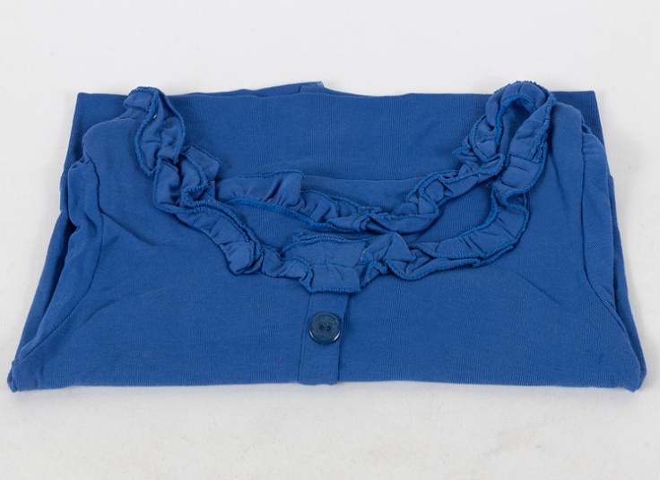 نیم تنه دکمه دار