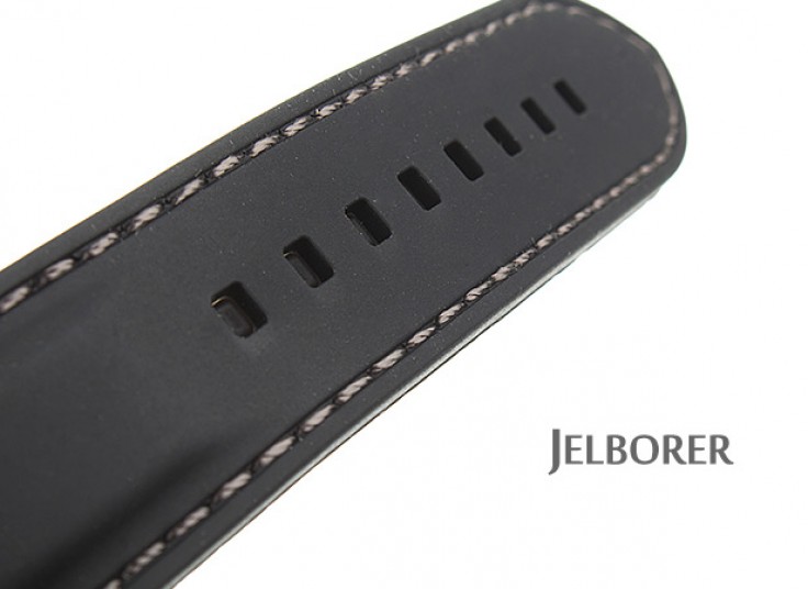 ساعت طرح SEVENFRIDAY