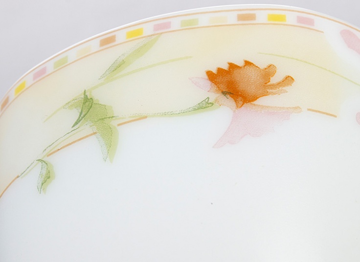 قندان Megan Opal