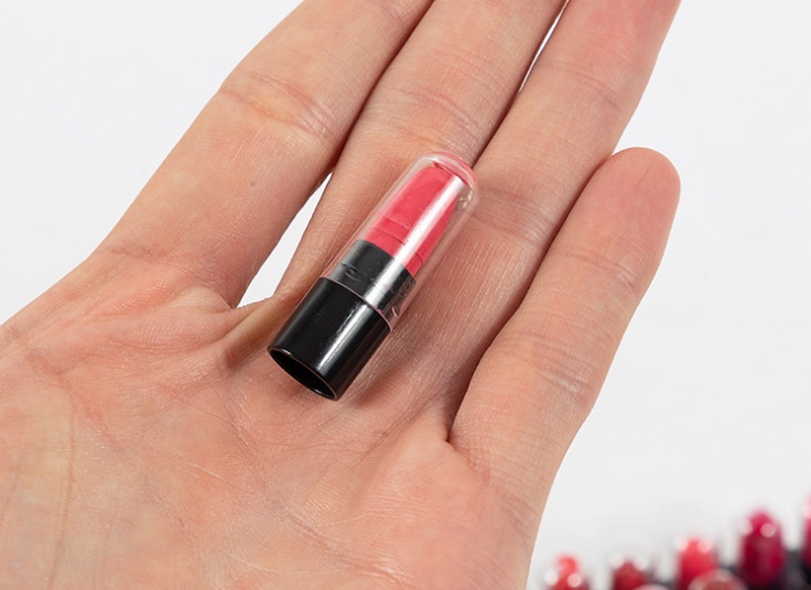 پک 12 عددی رژ لب های مینی BIOAQUA