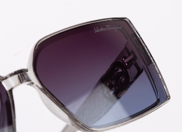 عینک آفتابی زنانه FERRAGAMO مدل 22363