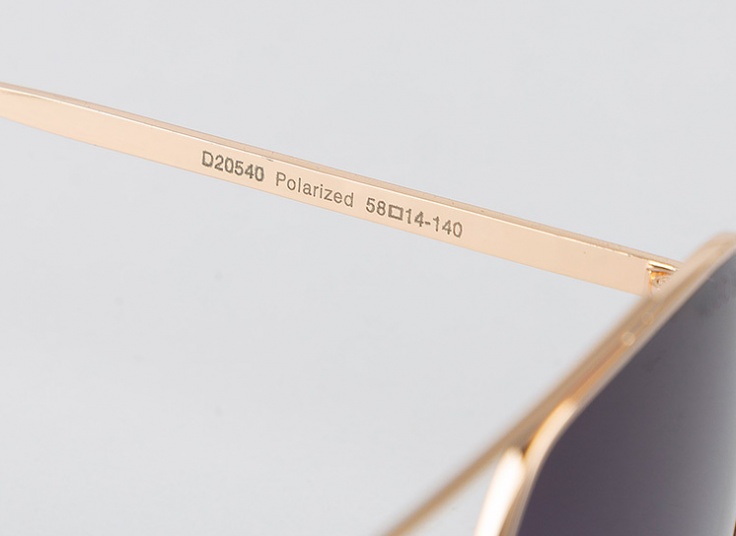 عینک آفتابی Hugo Boss مدل Pilot 