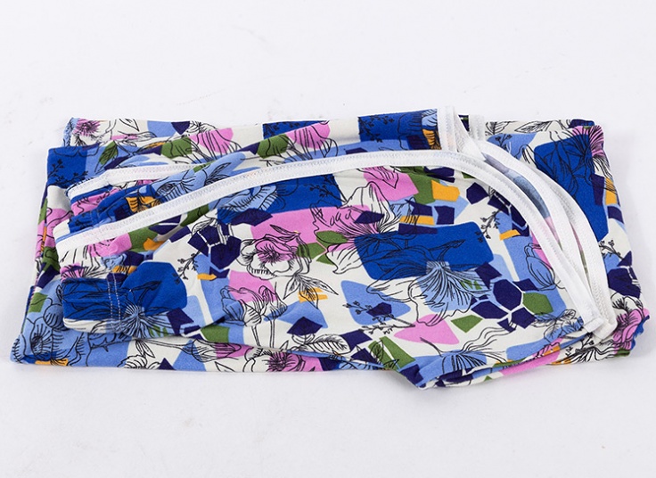 ست تاپ و شلوارک طرحدار دخترانه