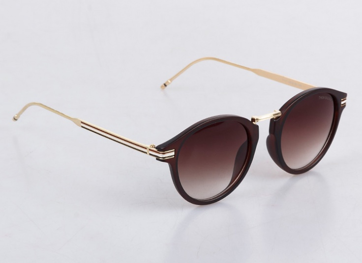 عینک آفتابی طرح TOMMY