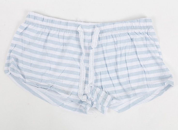 شلوارک زنانه