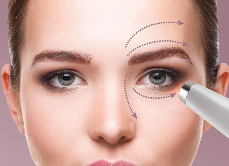 رفع سیاهی دور چشم در کلینیک آلفا