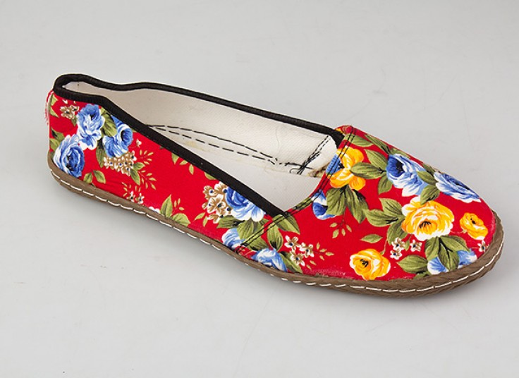 کفش گیوه ای گلدار