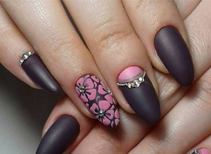 خدمات ناخن در سالن زیبایی کوئین