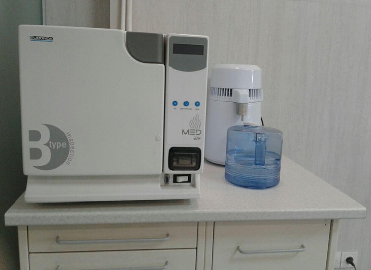 مطب دندانپزشکی آریا