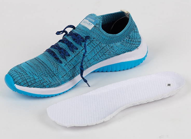 کتانی جورابی skechers