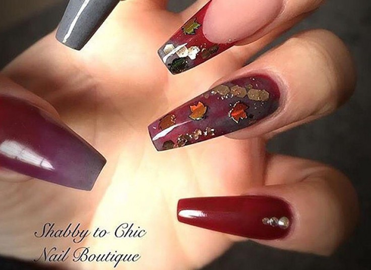 خدمات ناخن در سالن فائزه