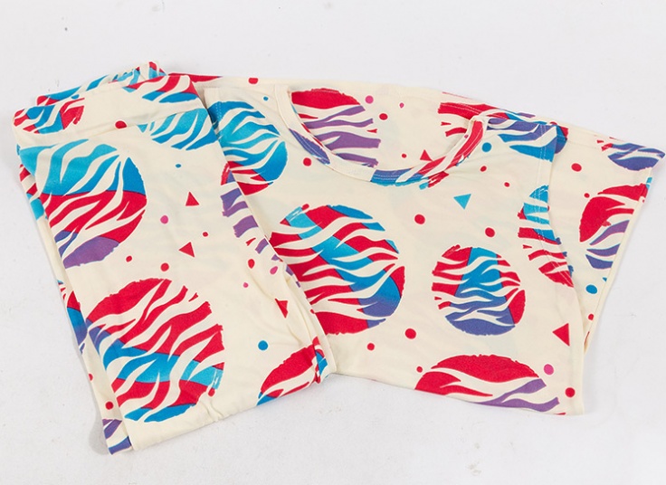 ست تاپ شلوار برمودا گیاهی