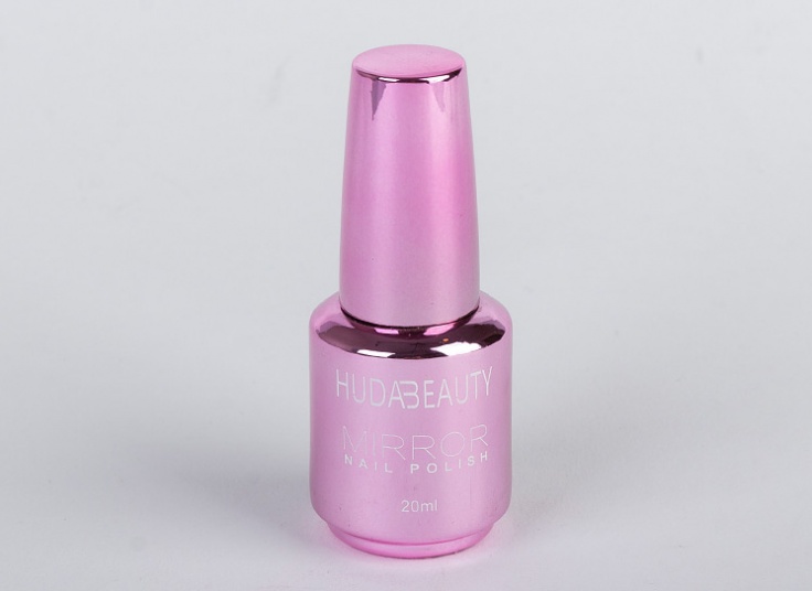 لاک ناخن Huda Beauty